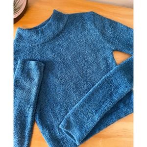 Double Zero Crop Top Sweater